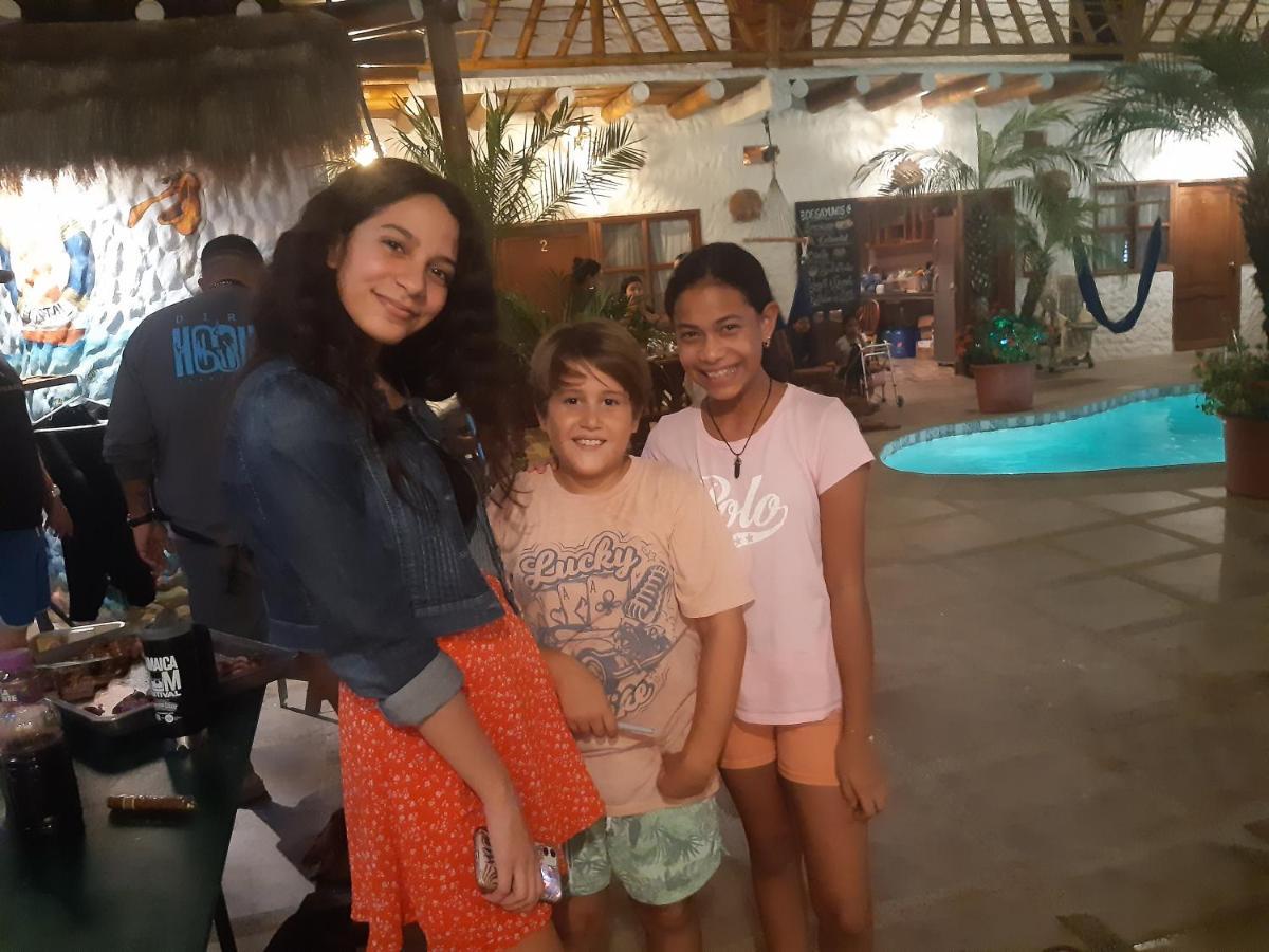 Weekendhostal Montanita Ngoại thất bức ảnh