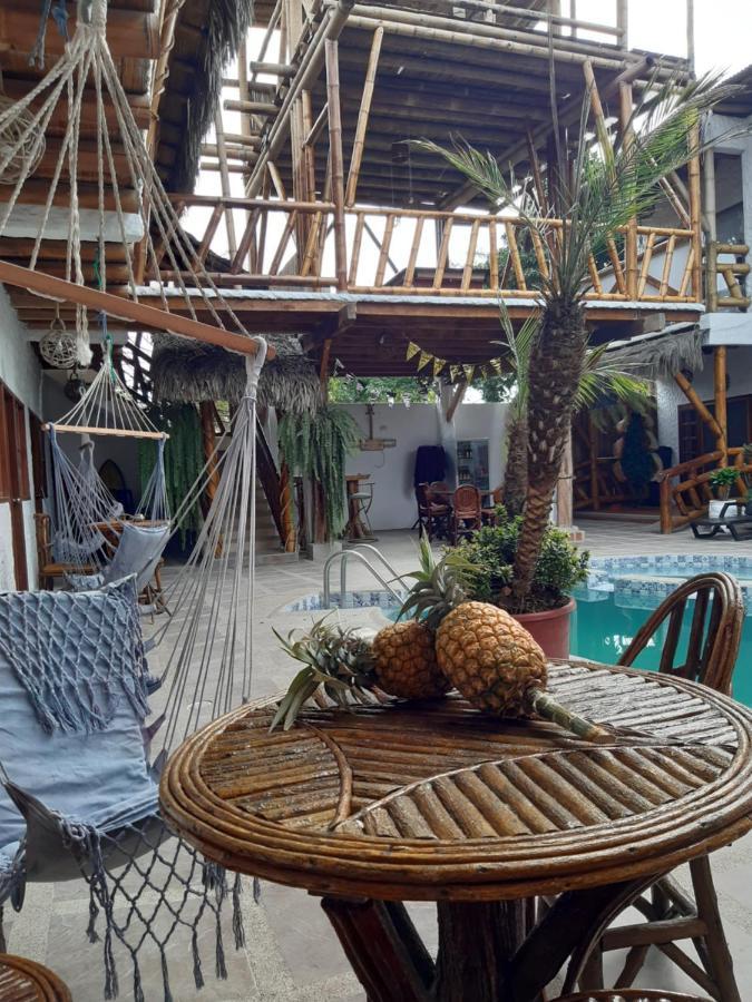 Weekendhostal Montanita Ngoại thất bức ảnh