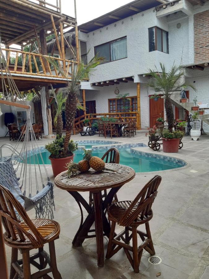 Weekendhostal Montanita Ngoại thất bức ảnh