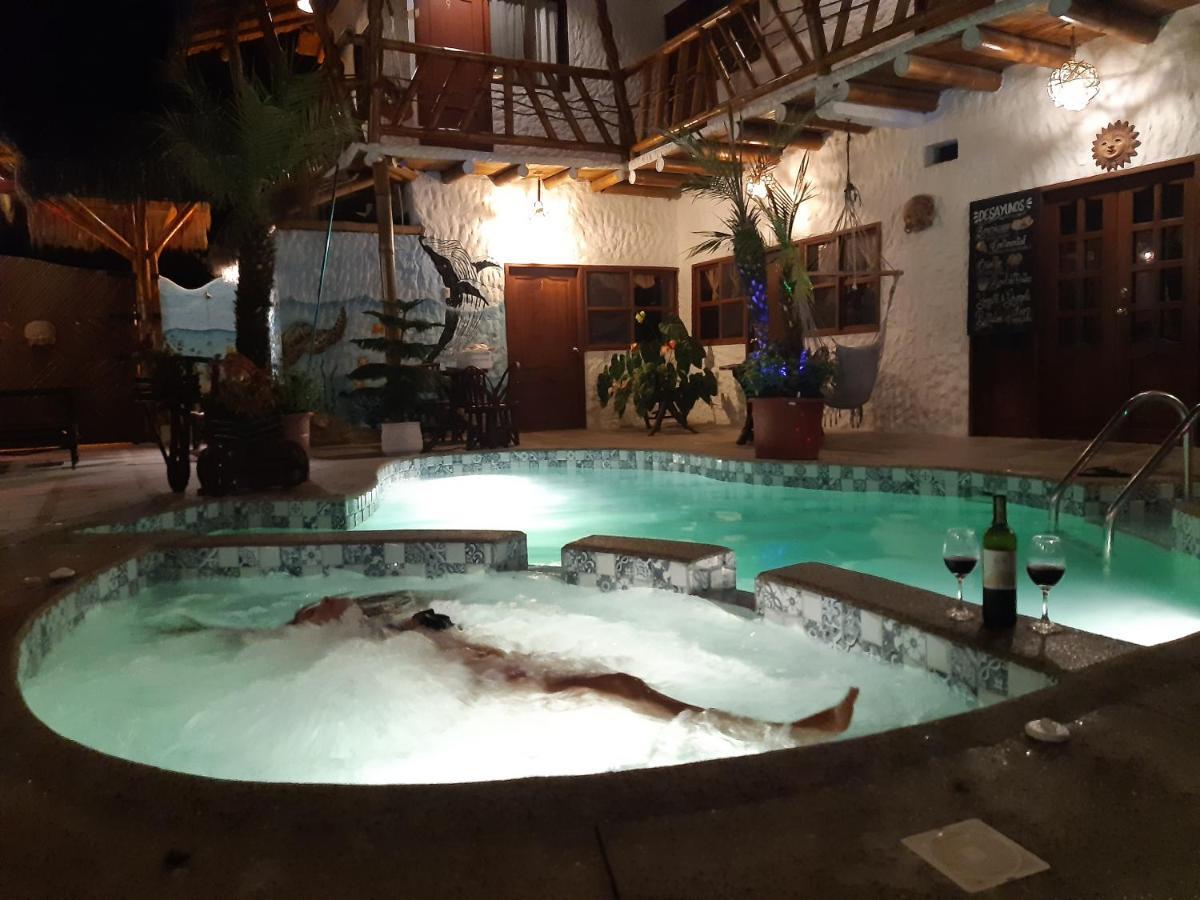 Weekendhostal Montanita Ngoại thất bức ảnh