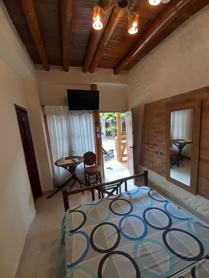 Weekendhostal Montanita Ngoại thất bức ảnh